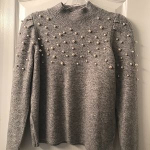 Ann Taylor gray Pearl sweater